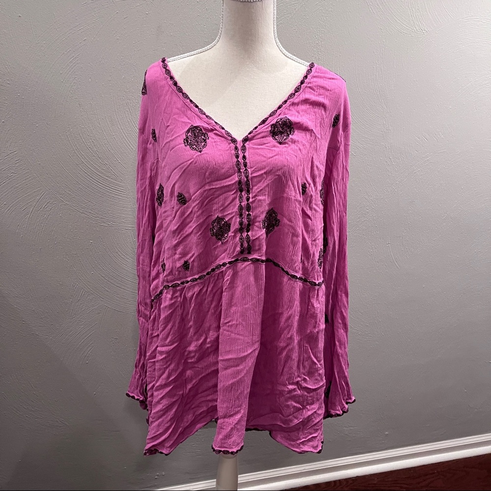 Roaman’s Embroidered Peasant Blouse